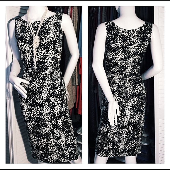 Norma Kamali Dresses & Skirts - Norma Kamali Animal Print Body Con Dress Small